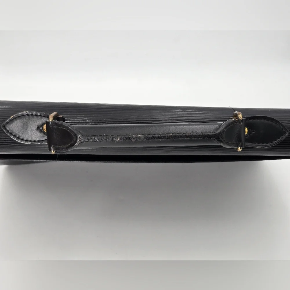 Louis Vuitton Serviette Ambassadeur Briefcase in Black Epi Leather MI0901